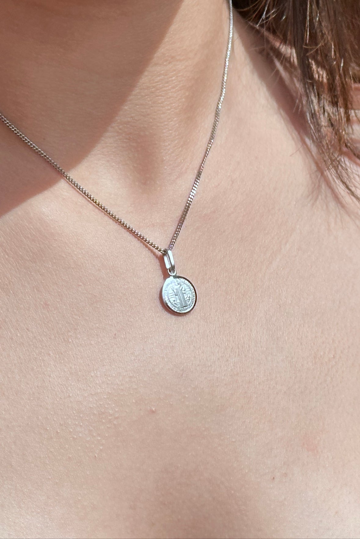 Crocifisso di San Benedetto in argento, collana con croce di San Benedetto. Croce di San Benedetto. Croce di San Benedetto in argento sterling, croce di San Benedetto massiccia. - Italia Crocifisso di San Benedetto in argento, collana con croce di San Benedetto. Croce di San Benedetto. Croce di San Benedetto in argento sterling, croce di San Benedetto massiccia. - Italia