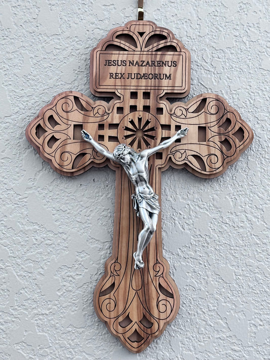 El Crucifijo Perdón Tamaño Latino 11.5 x 8 pulgadas