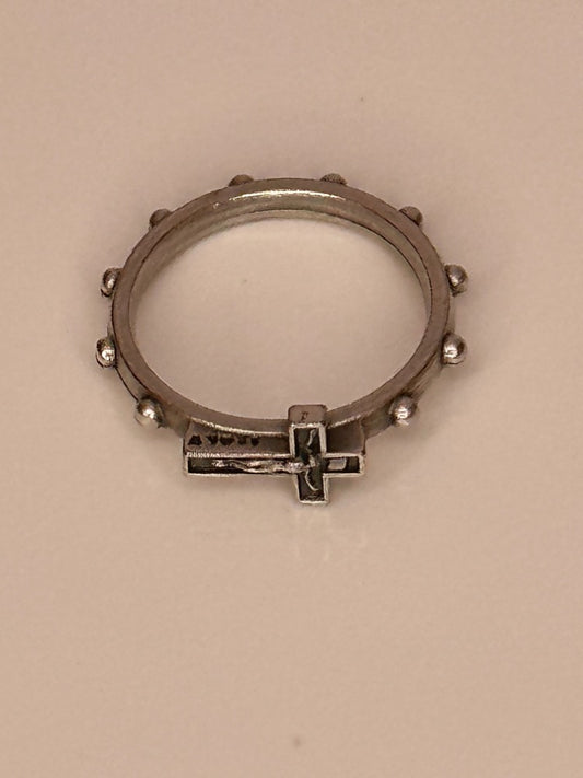 Anillo de Metal con Cruz