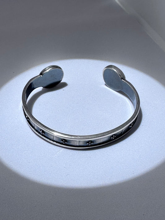Bracciale San Benedetto moderno in ottone argentato