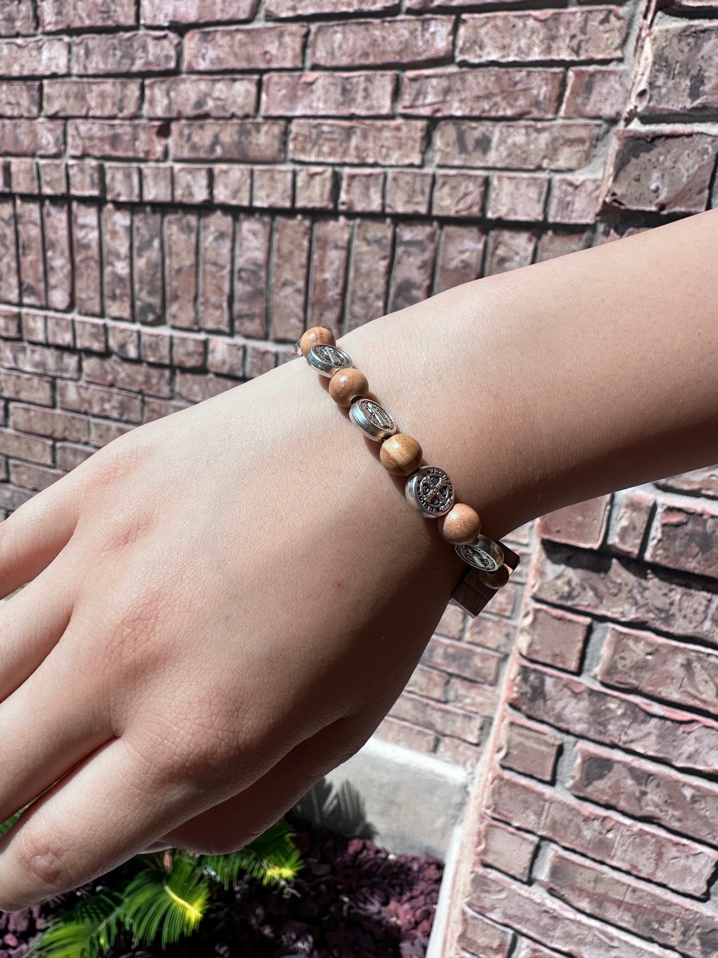 Pulsera San Benito Cuentas Madera
