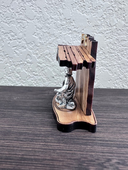 Olive Wood and Metal Nativity scene, Size 2 3/4x2 1/2 Inch