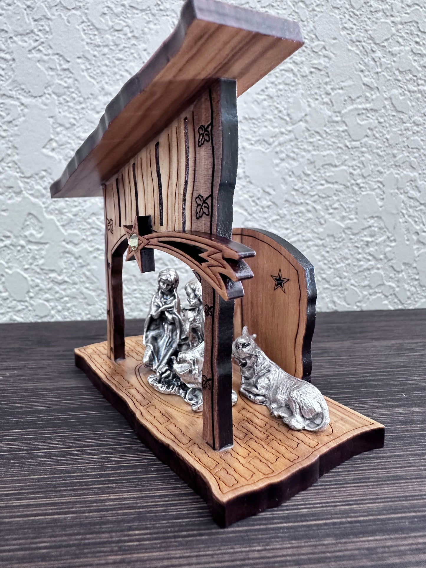 Nativity Scene Made of Olive Wood, Size 3.5x3 1/4 Inchs
