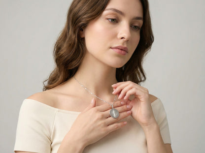 Medaglia coniata di San Benedetto in argento 925 con catena in argento 925