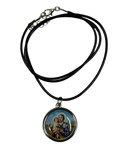 Medaglia di San Giuseppe con Gesù Bambino in Resina con Collana in Cotone Cerato